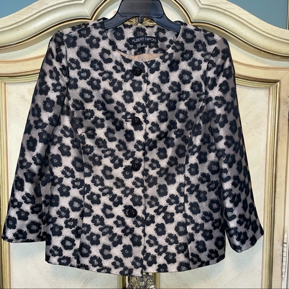 Albert Nipon Jackets & Blazers - Albert Nipon Black Gold Abstract Floral Rhinestone Button Front Jacket Blazer